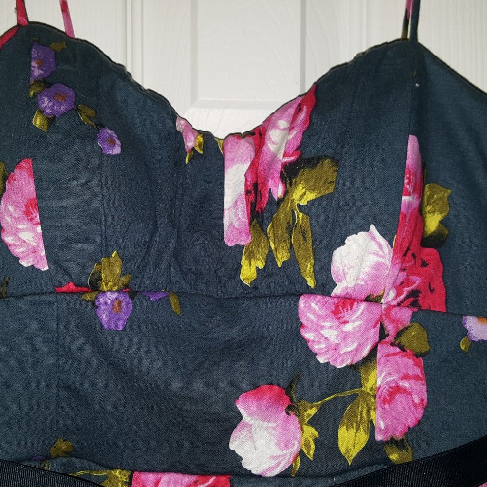 Navy Pink Rose Summer Cocktail Dress - Size 9 - Medium - Picture 5 of 12